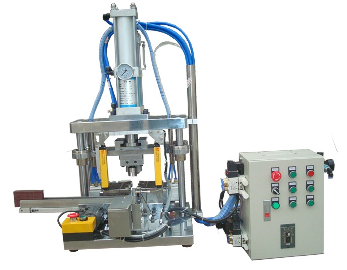 Auto crimping mahcine